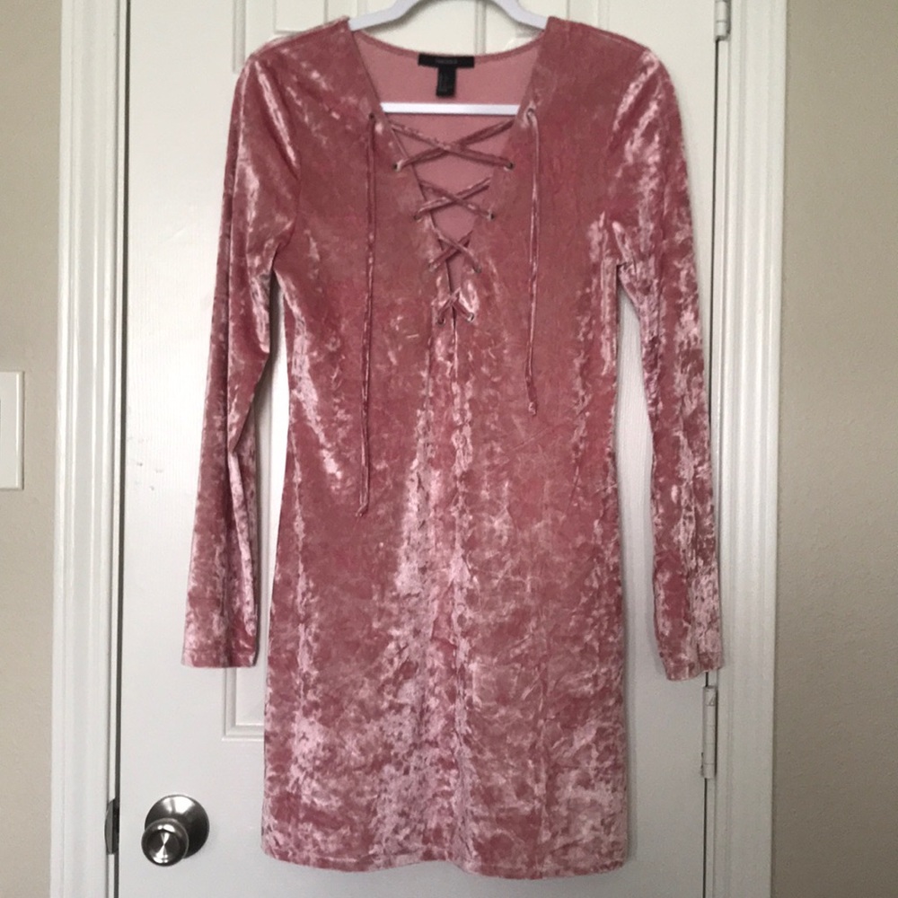 Crushed Pink Velvet Long-Sleeve Lace-up Dress